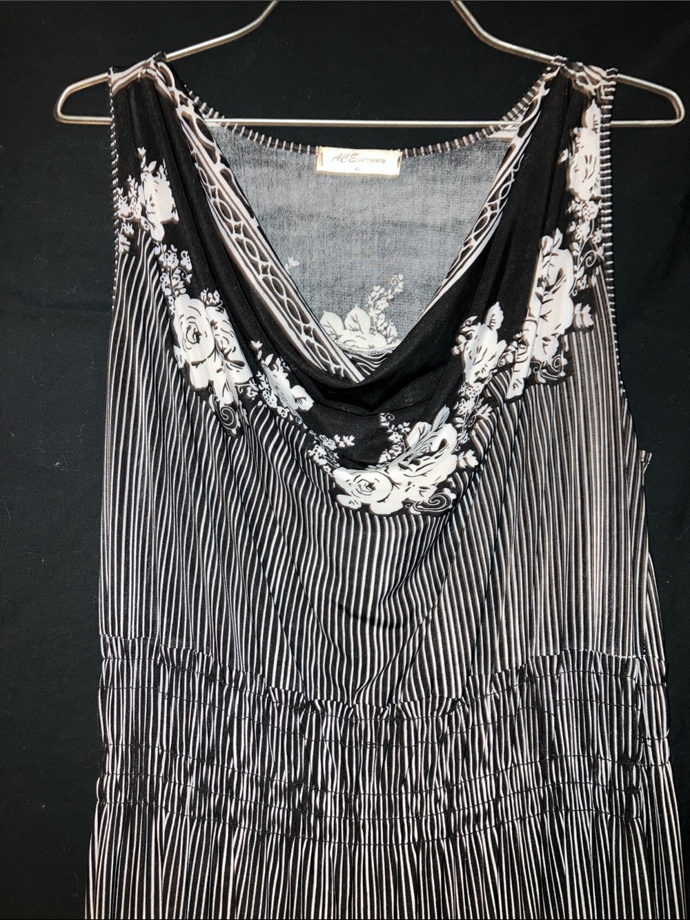 Sleeveless Black & White Floral-Trim Maxi Dress - Picture 2 of 7